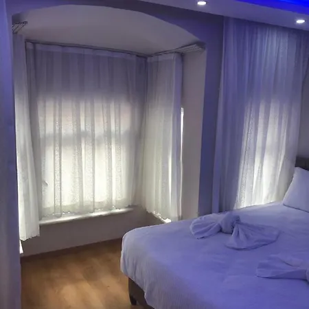 Darkblue Otel